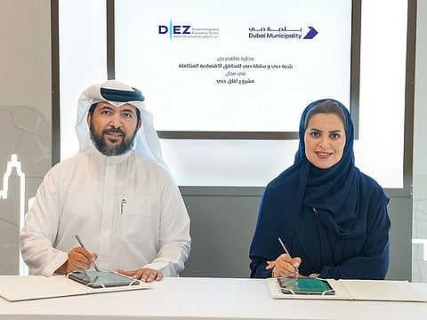 The MoU was signed in the presence of Mariam Al Muhairi, acting CEO of the Buildings Regulation and Permits Agency at Dubai Municipality; and Muammar Al Katheeri, chief officer, Engineering and Sustainability at DIEZ.