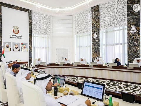 The council reviewed progress made by government entities in Abu Dhabi, as well as plans, initiatives, and projects that fulfil government priorities and further enhance its framework of services.