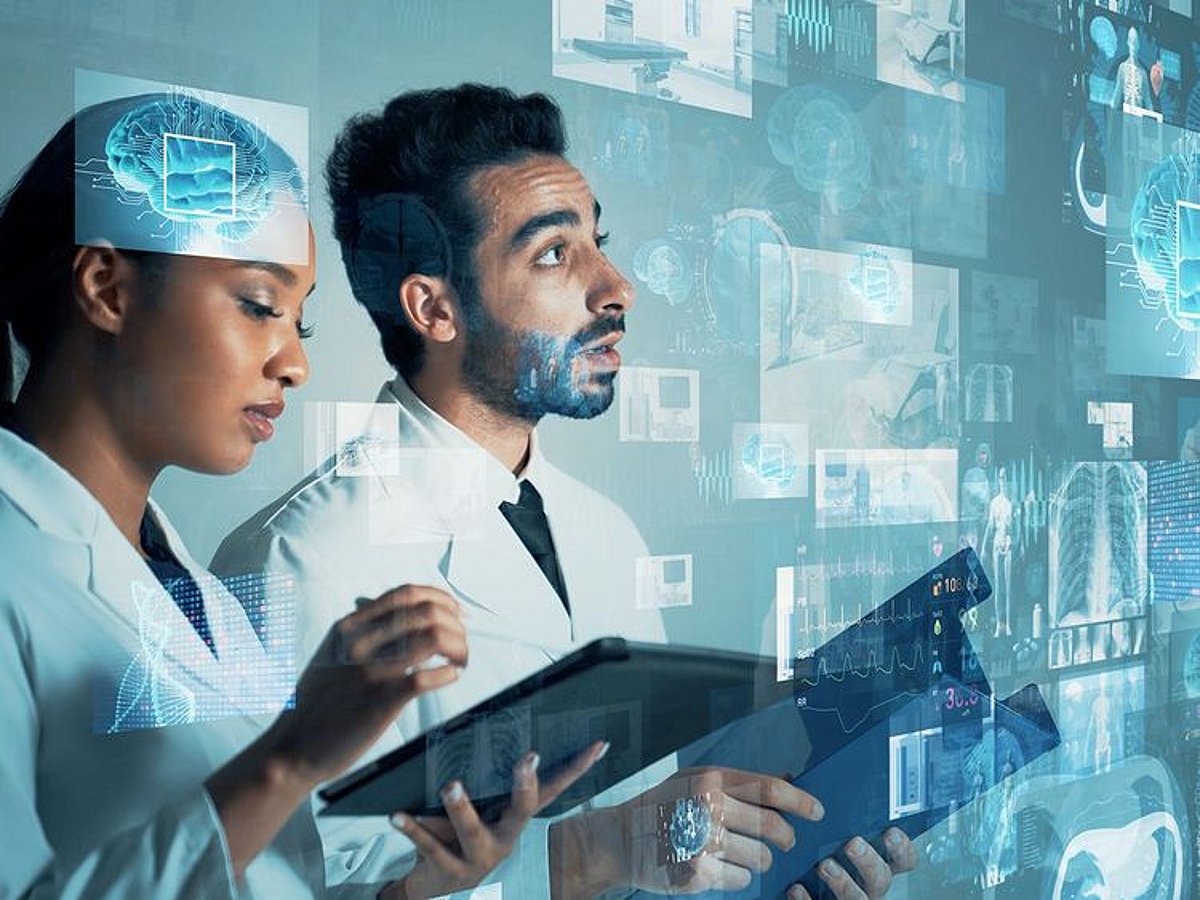 Ospedali intelligenti con sistemi AI, robot e dati in tempo reale, futuri sistemi sanitari in evoluzione