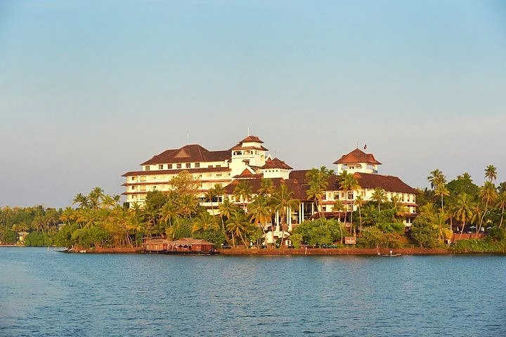 Luxury hotel Kollam, Kerala-1690890310419