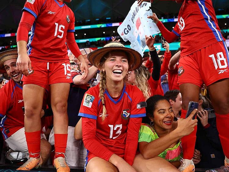 Panama's Riley Tanner and fans react in the stands after the Panama vs France match at the FIFA Women’s World Cup Australia and New Zealand 2023