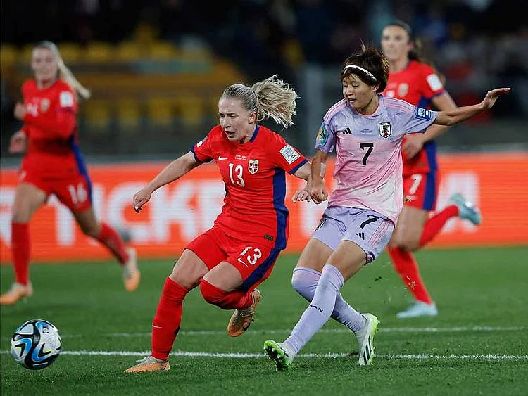 Japan's Hinata Miyazawa scores their third goal during a Round of 16 match between Japan and Norway at Wellington Regional Stadium, Wellington, New Zealand on August 5, 2023