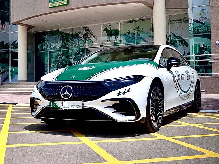 electric-mercedes-join-dubai-police-patrol-fleet-pic-from-twitter-1691313745811