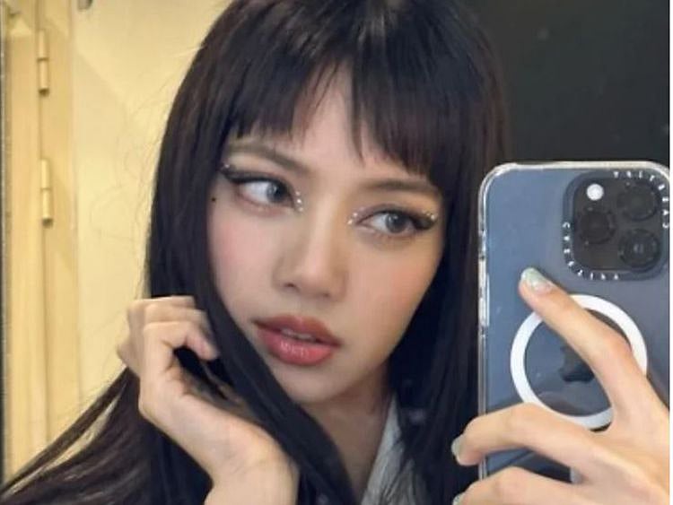 Lisa from Blackpink