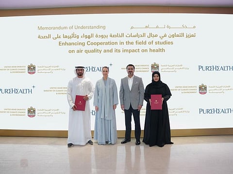 (Second from L) Mariam Almheiri, Minister of Climate Change and Environment; Engineer Othaiba Al Qaydi, Acting Assistant Undersecretary for Sustainable Communities; Farhan Malik, Managing Director and Chief Executive Officer at PureHealth Group and Marwan Ali Al Kaabi, Chief Infrastructure Officer at PureHealth during the MoU signing ceremony.