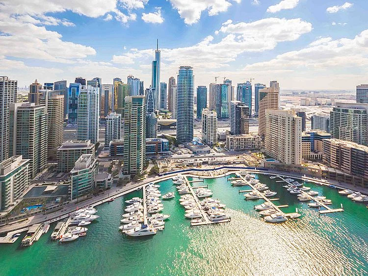 Stock-Dubai-Skyline