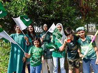 Watch: Pakistani expats in UAE celebrate their 76th Independence Day anniversary 