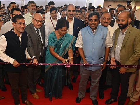 Malabar Gold & Diamonds’ first manufacturing unit in West Bengal and 10th in India was inaugurated by Dr. Shashi Panja, Honourable Minister-Of-State, (IC), Industries, Commerce & Enterprises, Child Development and Women Development & Social Welfare Department, Government of West Bengal, in the presence of Malabar Group Chairman M.P Ahammed, Malabar Gold & Diamonds India Operations Managing Director Mr. O Asher, Malabar Group Executive Director Mr. Nishad A.K, other senior Malabar Gold & Diamonds team members, dignitaries and well-wishers.