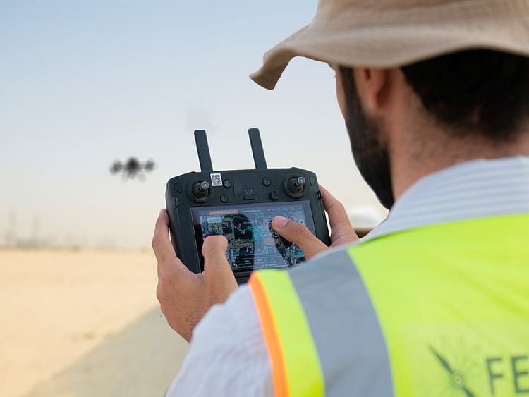 BUS DRONE FEDs DRone operator .JPG-1692953177294
