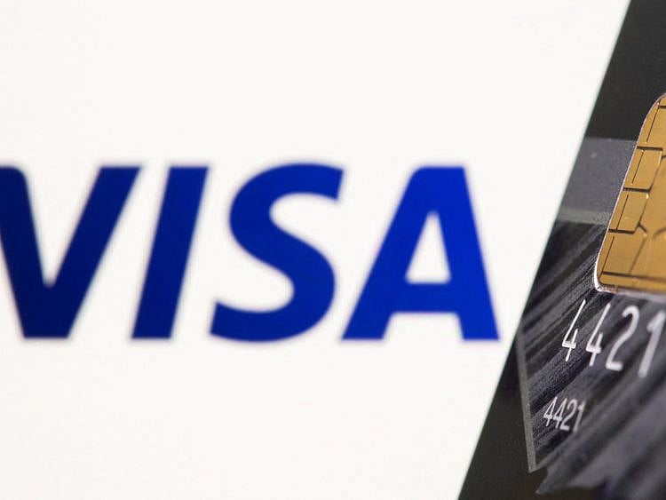 Copy of 2023-08-30T140922Z_1563954850_RC2DY2ANMZV8_RTRMADP_3_USA-CREDIT-CARD-FEES-1693406935428