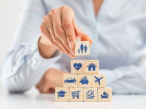  Whether it's about an insurance policy feature or payment, UAE consumers now have a full-scale platform to file their issues. This is the 'Sanadak' ombudsman unit under the UAE Central Bank.