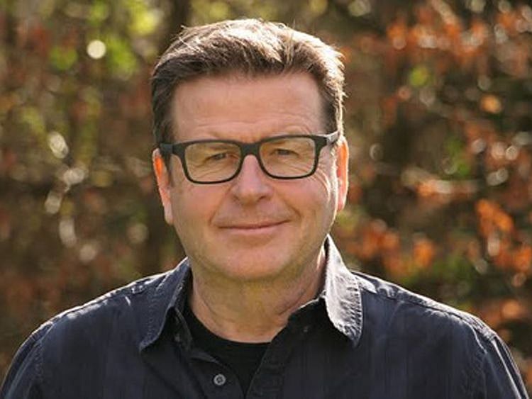 Simon West