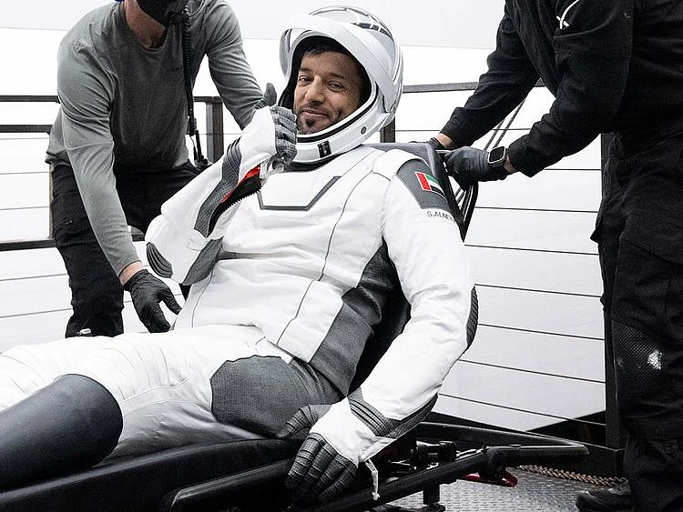 sultan al neyadi after splashdown on sep 4