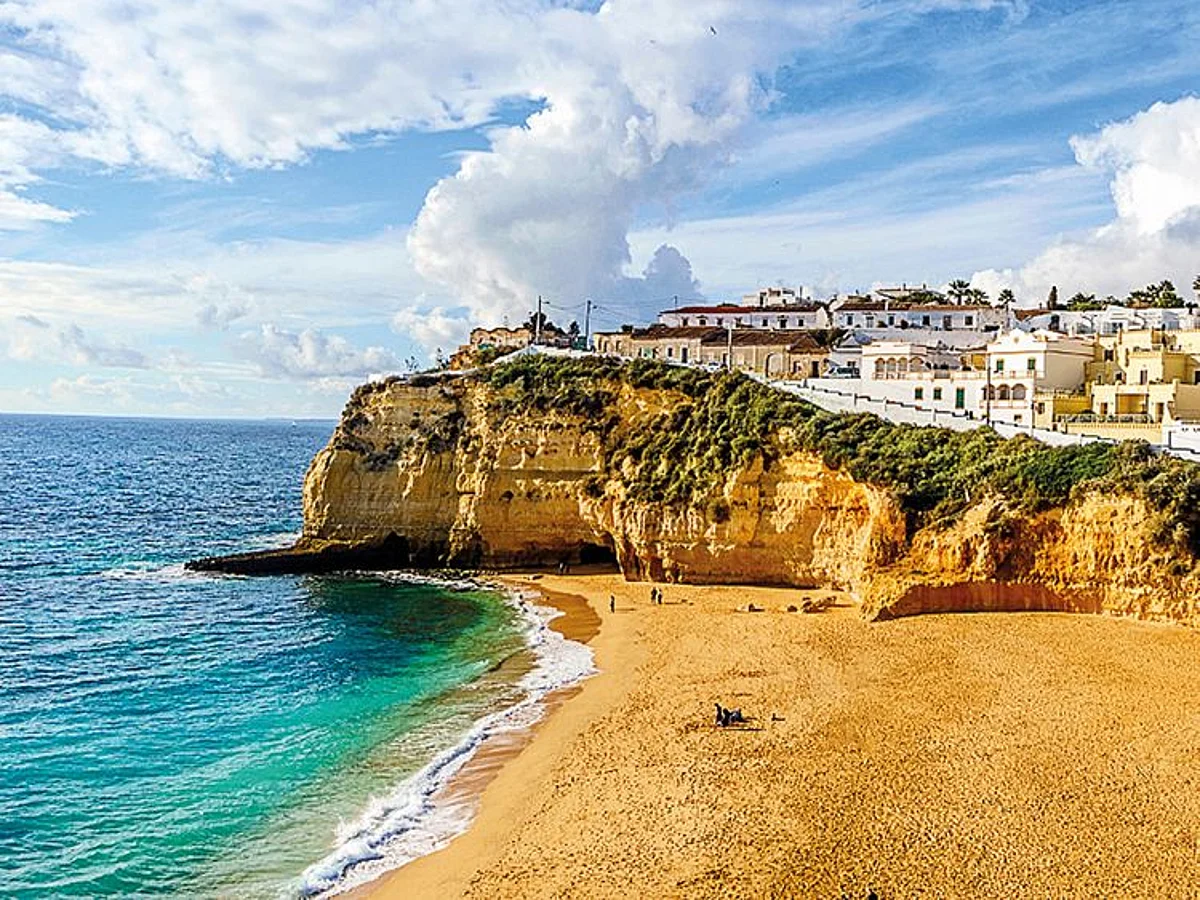 UAE expats eye Portugal for income, Schengen access