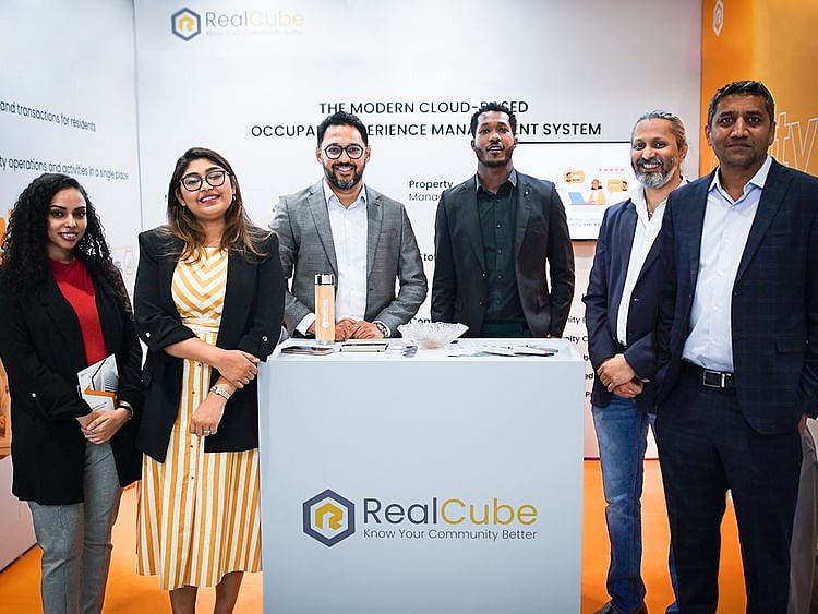 Realcube