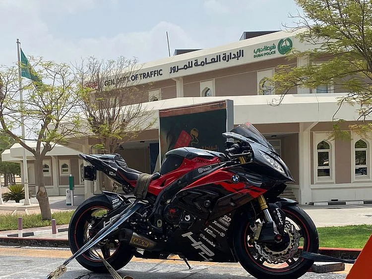 Reckless riding Dubai