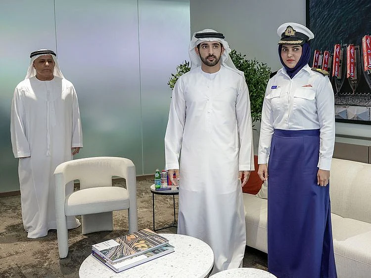 hamdan bin mohammed visits RTA, approves marine transport master plan