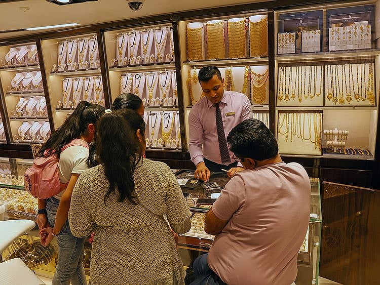 STOCK DUBAI GOLD / SHOPPING / DEIRA / GOLD / SOUQ