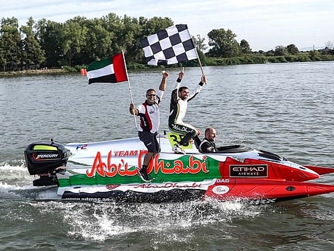 After successive victories in Lithuania and Italy, Rashid Al Qamzi will be crowned champion again should he extend his 100 per cent winning record on the Douro river at Peso da Régua in northern Portugal.