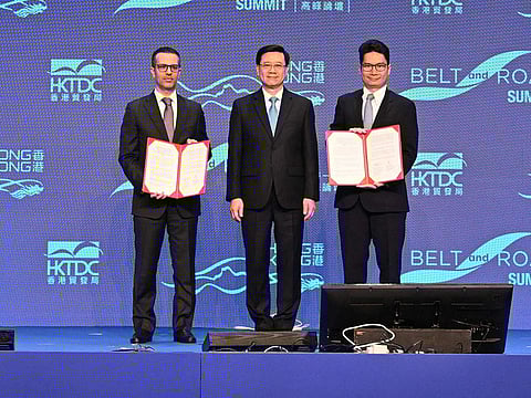 The MoU was signed in Hong Kong by Hadi Badri, CEO of the Dubai Economic Development Corporation, Dubai Department of Economy and Tourism, and Joseph Chan, Under Secretary for Financial Services and the Treasury of the Government of the Hong Kong Special Administrative Region.