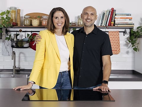 Ahmed Al Akber and his wife Olivia Manner first started ‘Hello Chef!’ by delivering food boxes with pre-portioned ingredients to their friends and neighbours. Here's their success story. 
