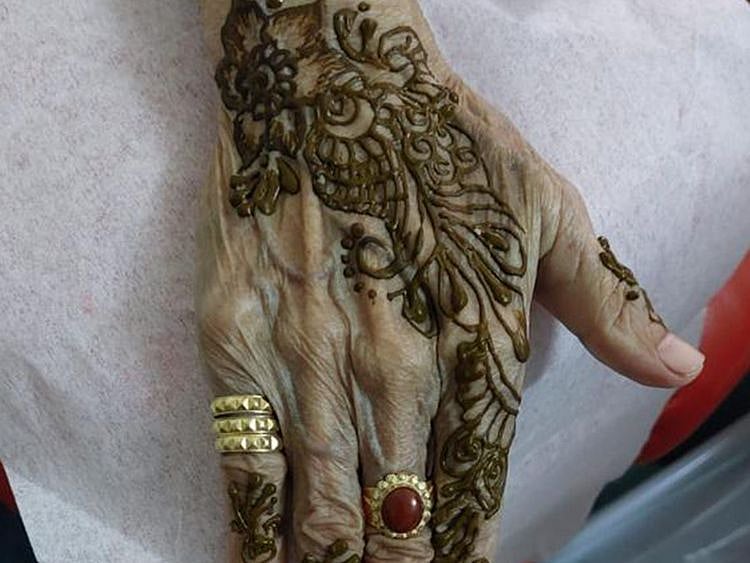 mobile-salon-in-sharjah-2-1695025222000