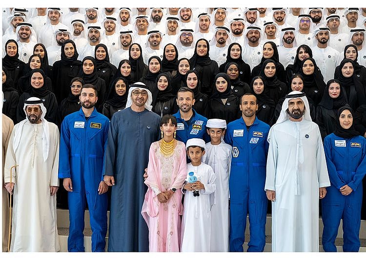 uae leaders with sultan al neyadi 