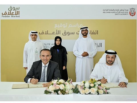 The signing of these agreements involved key figures, including Saeed Al Bahri Al Ameri, Director General of Abu Dhabi Agriculture and Food Safety Authority; Arnoud van den Berg, Group Chief Executive Officer of Al Dahra Agriculture; and Dr. Abdul Moneim Al Marzouqi, Chief Executive Officer and Managing Director of Elite Agro Holding.