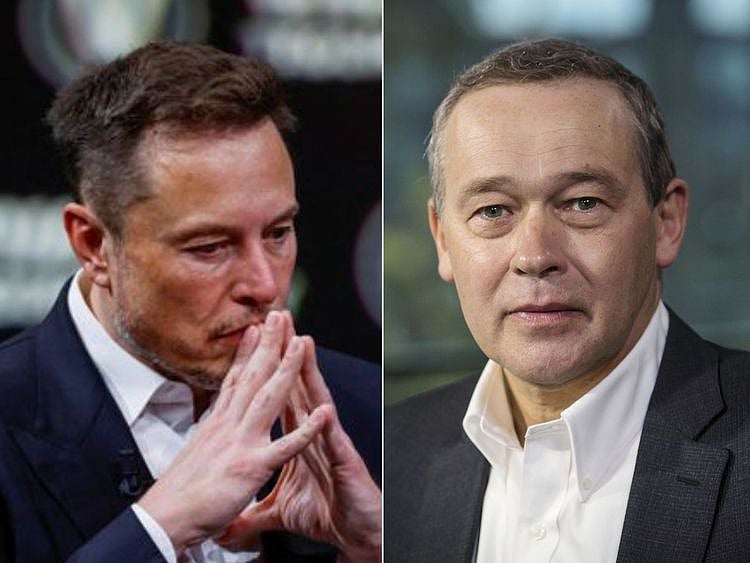 Peter Rawlinson (right) and Elon Musk