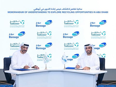 Left to right - CEO of Tadweer, Eng. Ali Al Dhaheri and CEO of Borouge PLC, Hazeem Sultan Al Suwaidi