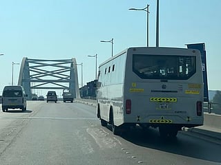 UAE: Workers’ buses banned from Abu Dhabi island during morning rush hour