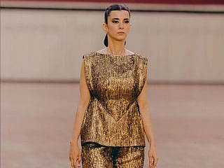 Bollywood star Hrithik Roshan's girlfriend Saba Azad claps back at critics, stirs controversy with dance-infused catwalk at Lakme Fashion Week