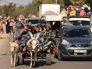 Israel-Hamas war: 'Mass displacement' towards southern Gaza