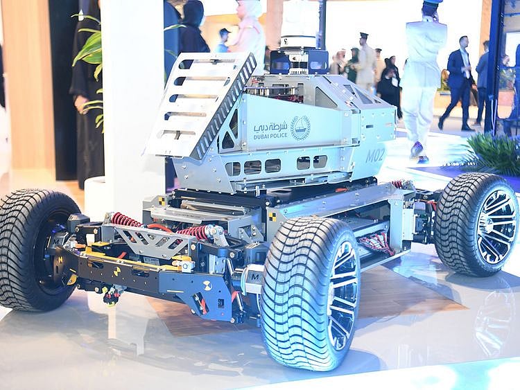 Dubai_Police_Boost_Residential_Security_with_Self-Driving_Patrols1-1697454310268