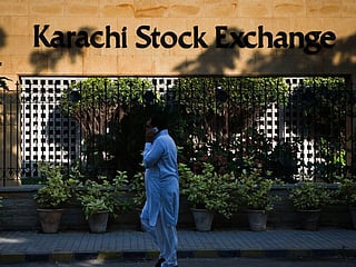 Pakistan's KSE-100 swings 2,288 points lower then bounces back 2,593 points higher in two sessions 
