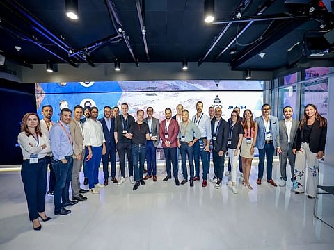 YPO members with prolific Silicon Valley investor Jason Calacanis