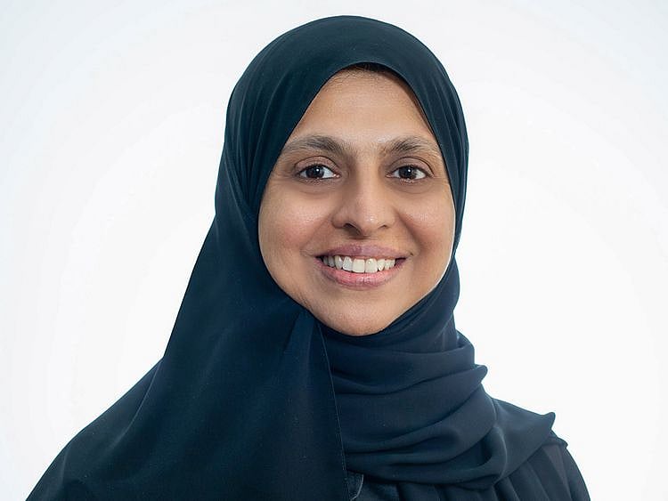 Dr Muna Tahlak