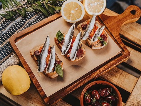 Greek restaurant Anása, located at Conrad Dubai has reopened. 