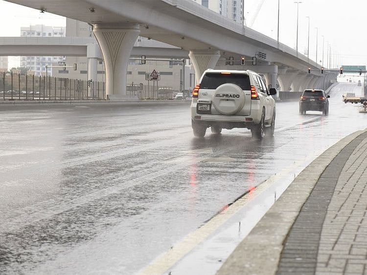 20231105 rain in dubai