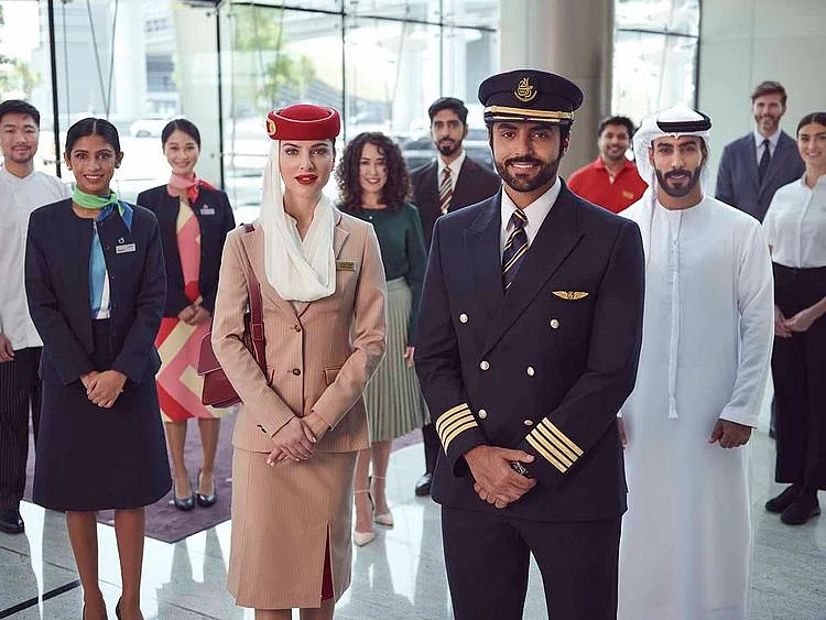 STOCK Emirates airlines / crew
