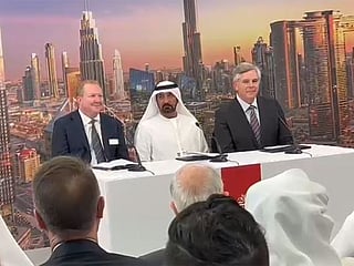 Emirates airline to place an order for $52 billion with Boeing