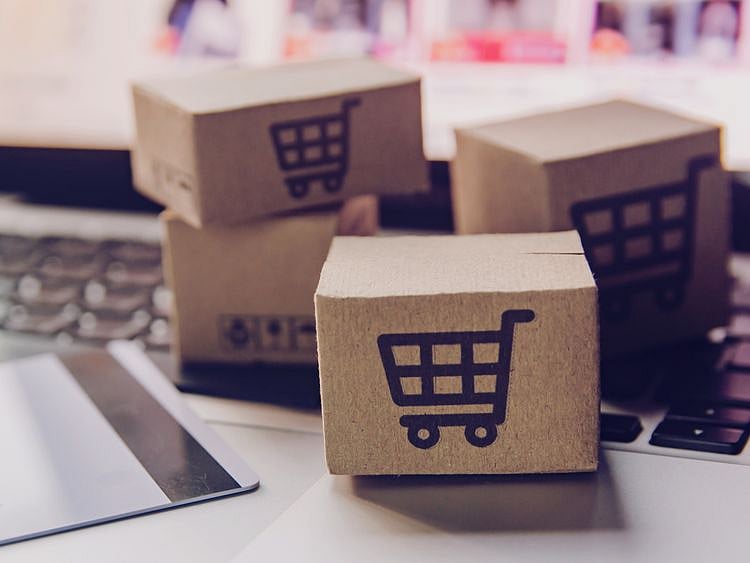 Stock-Online-Shopping