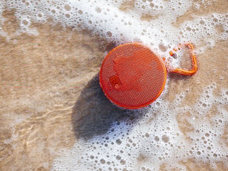 waterproof speaker