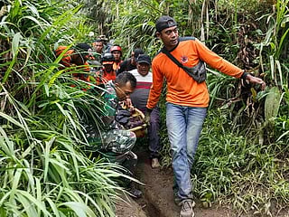 Indonesian rescuers race to find 10 missing after Mount Marapi's eruption