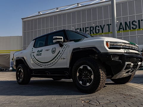This electric Hummer forms part of the Dubai Police ‘iServe’ project, with special focus on sustainable transportation and clean energy.