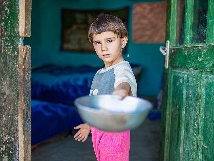 STOCK EUROPE POVERTY 