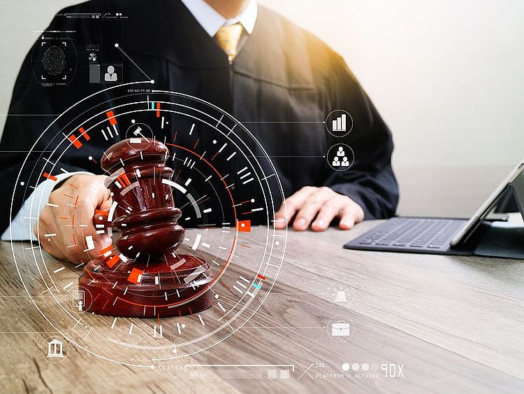Stock-Ecommerce-Law