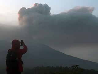 Indonesia ends search after volcano eruption kills 23