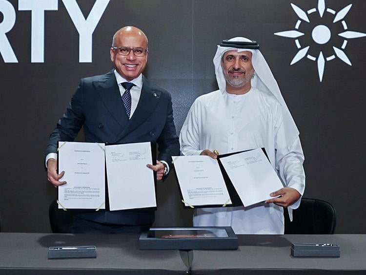 Stock-Libertry-Steel