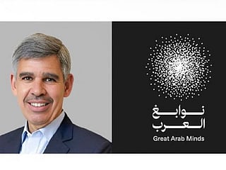 Sheikh Mohammed congratulates Great Arab Minds Award winner